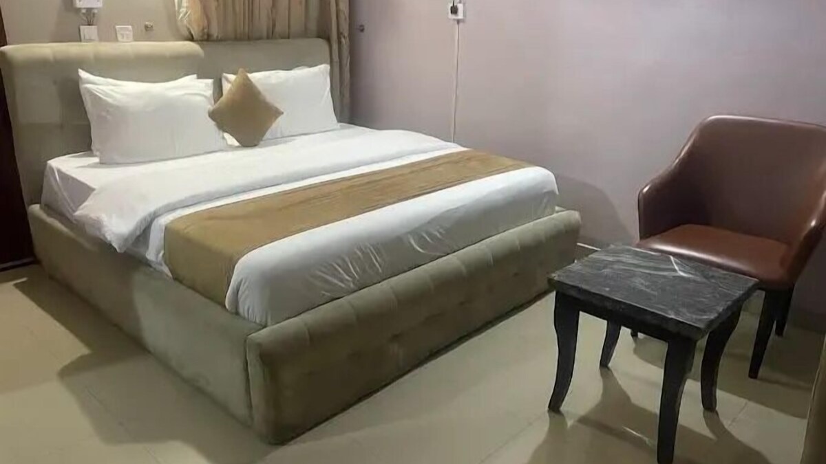 Double Crown Hotel - Hotel image