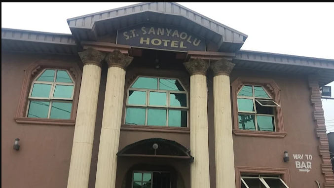 S.T Sanyaolu Hotel - Hotel image