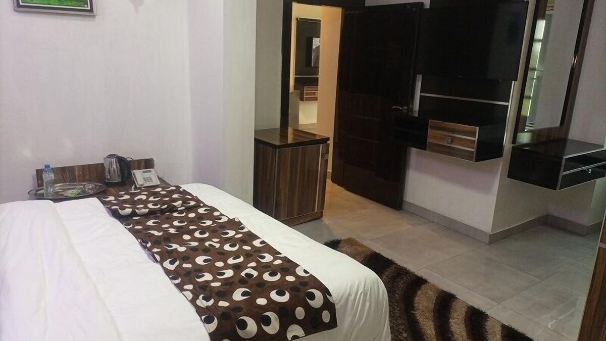 Emsworth Apartment and Suites - Hotel image