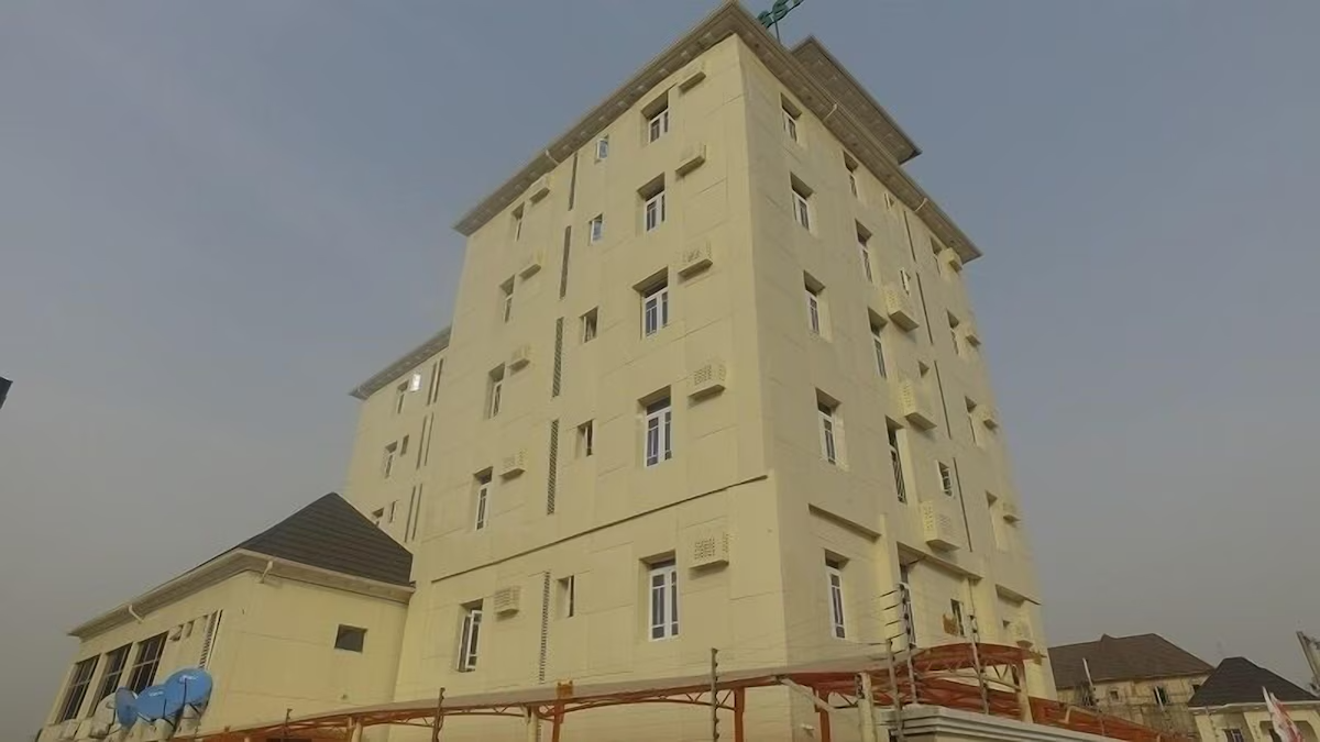 Emsworth Apartment and Suites - Hotel image