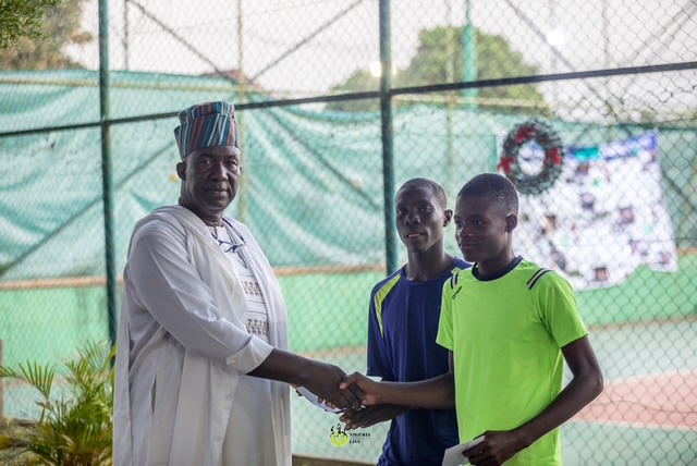 Tennis equipment distribution