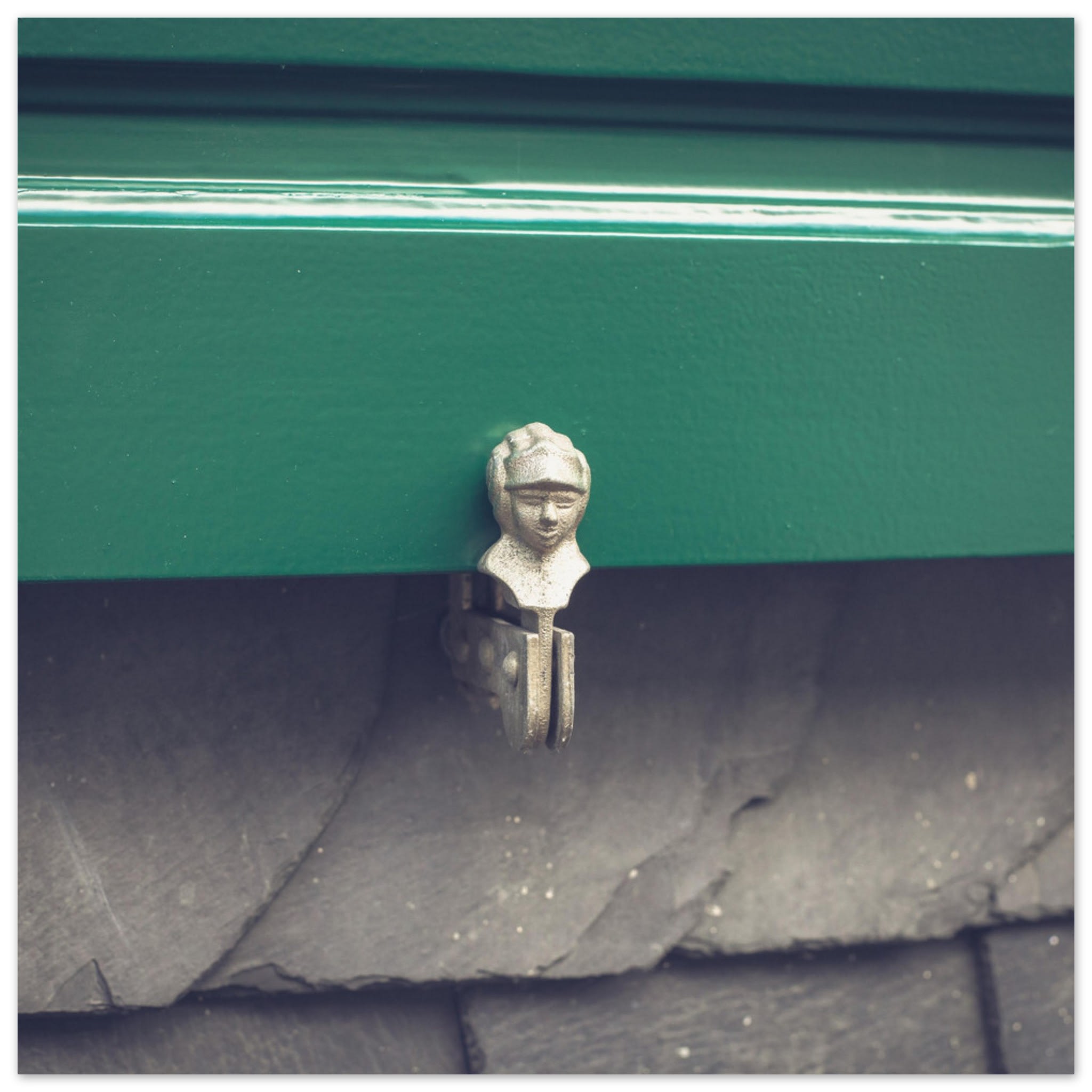 Green Shudder Guard Photo Wall art c0f74e1f-b593-4e54-b39d-a9fbfa365e5e