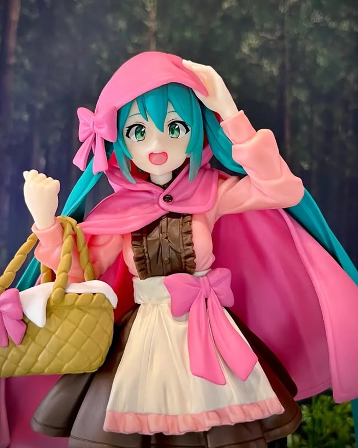 Hatsune Miku Wonderland Series Red Riding Hood Taito Crane Online Limited