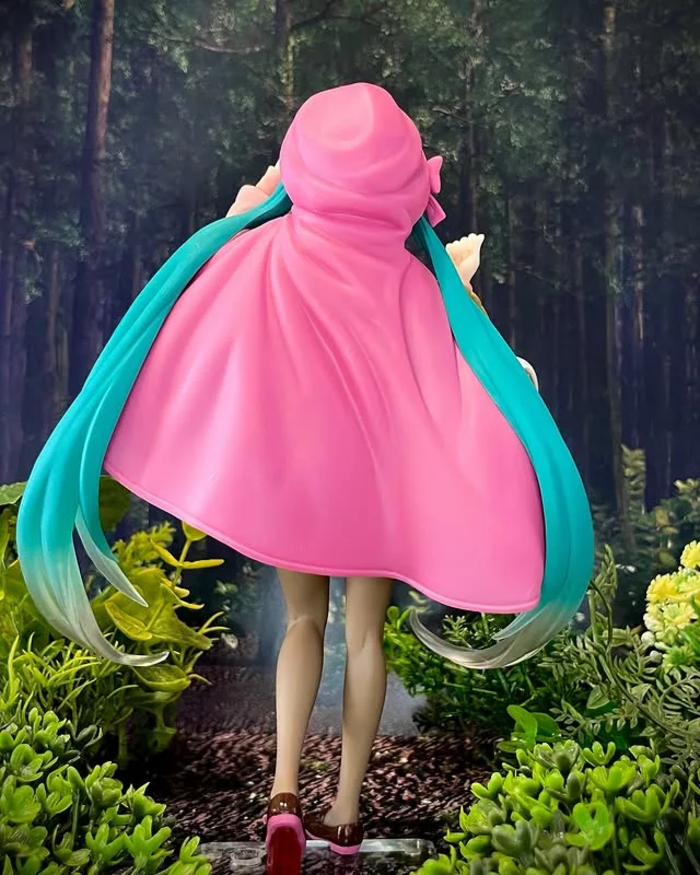 Hatsune Miku Wonderland Series Red Riding Hood Taito Crane Online Limited