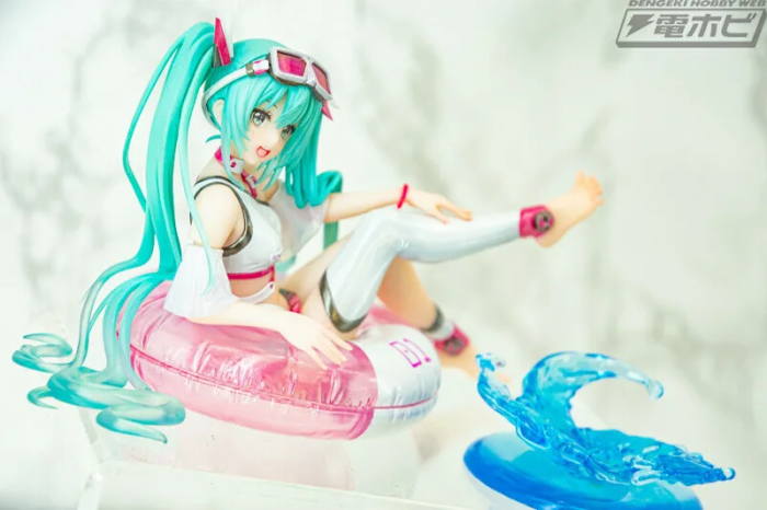 Hatsune Miku Aqua Float Girls