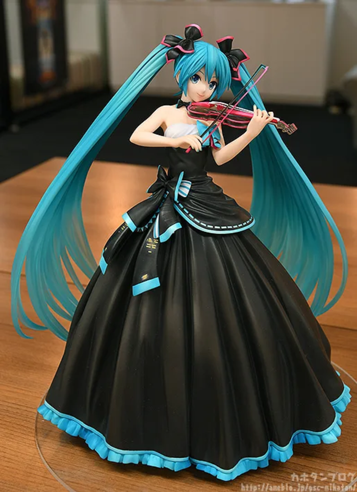 Hatsune Miku - 1/8 - Symphony 2017 Ver