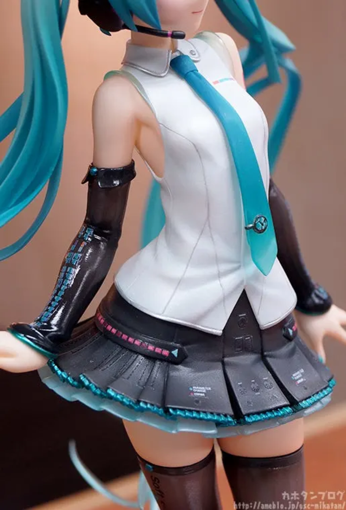 Hatsune Miku - 1/8 - V4X