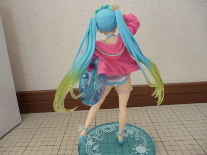 Hatsune Miku 3rd Season Summer Ver. Crane Limited