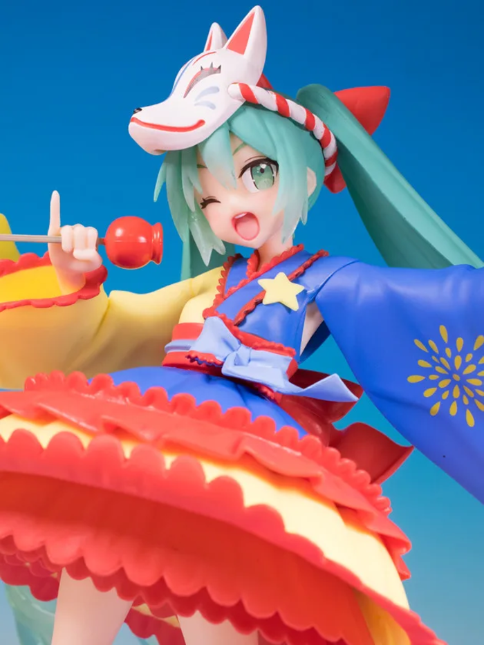 Hatsune Miku 2nd Season Summer Ver.