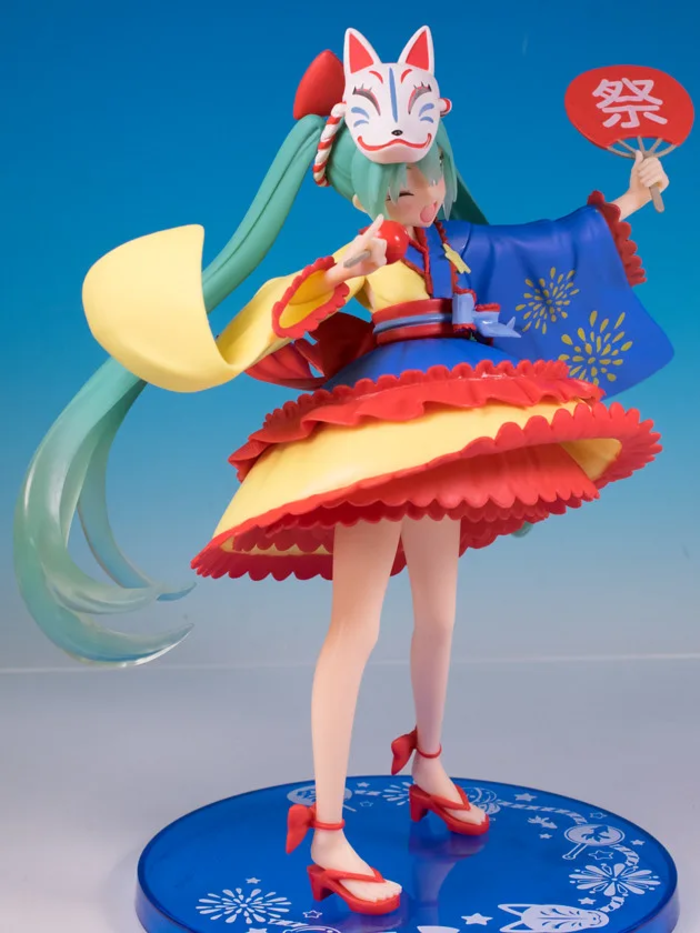 Hatsune Miku 2nd Season Summer Ver.
