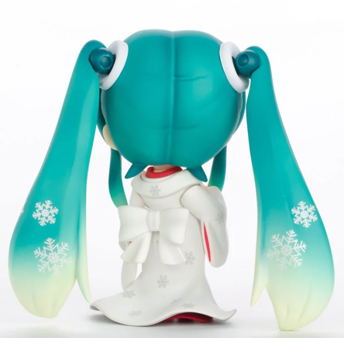 Nendoroid 303 Snow Miku 2013 Strawberry White Kimono Ver