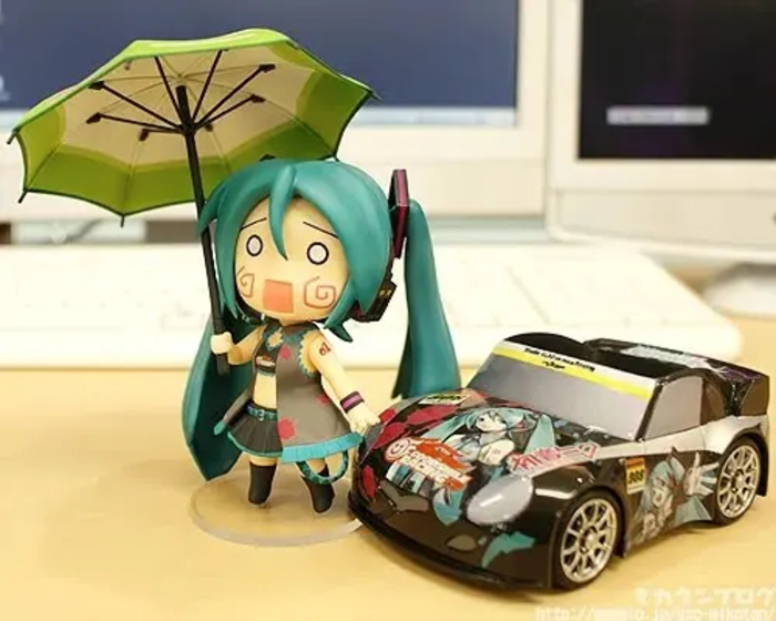 Nendoroid 075 Hatsune Miku Racing Queen Black Ver