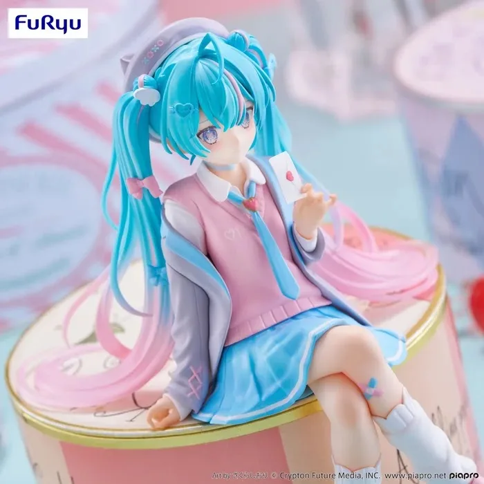 Hatsune Miku Noodle Stopper Figure Love Blazer