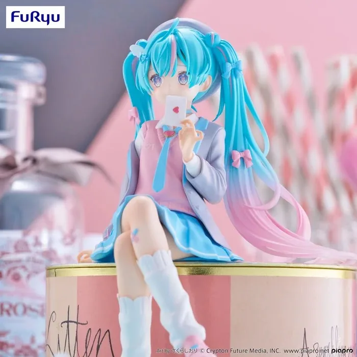 Hatsune Miku Noodle Stopper Figure Love Blazer