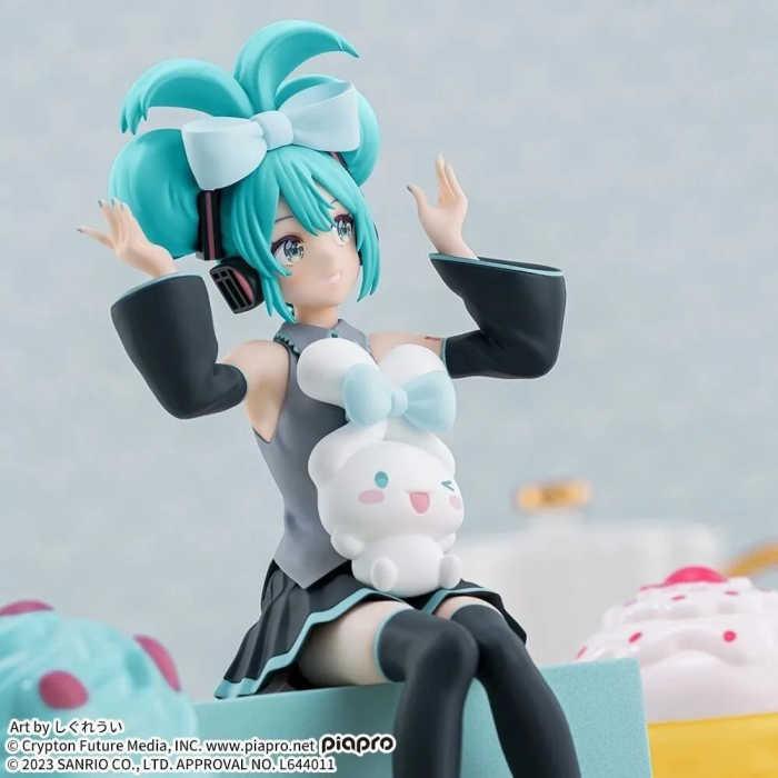 Hatsune Miku x Cinnamoroll Premium Chokonose Figure