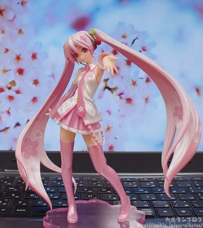 Hatsune Miku - Figure Japan - 1/10 - Sakura Ver
