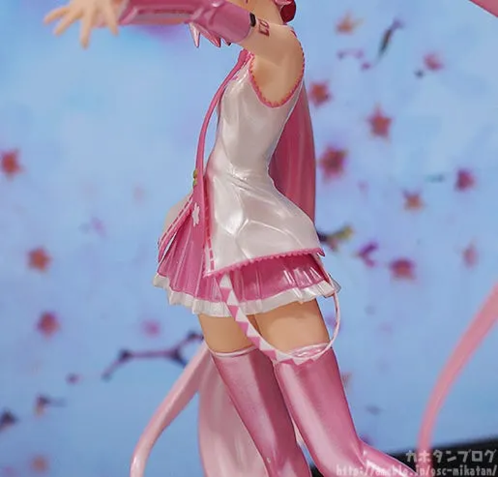 Hatsune Miku - Figure Japan - 1/10 - Sakura Ver