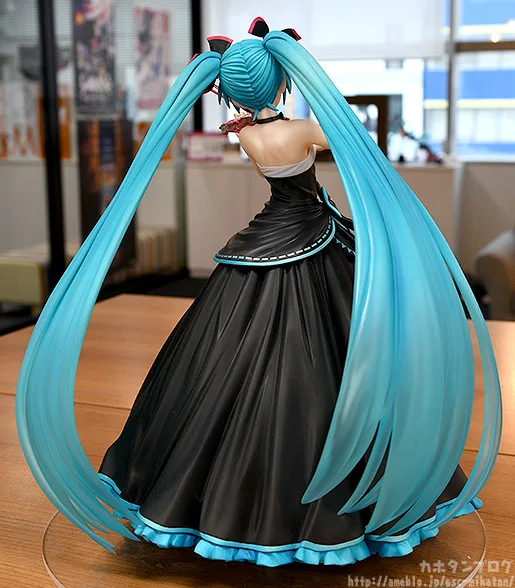 初音ミクシンフォニー 2017Ver 1/8 Hatsune Miku]: Symphony 2017 Ver. 1/8 Scale Figure: Good Smile