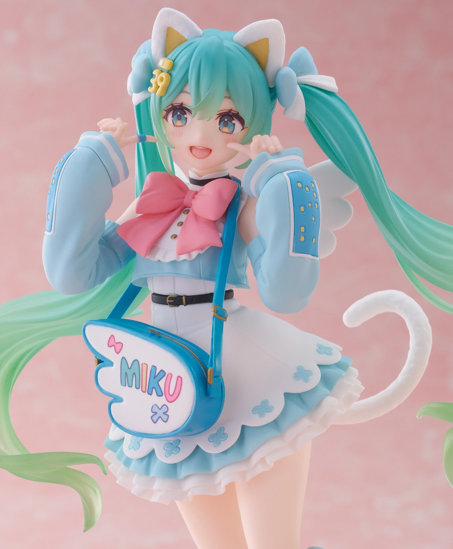 (Pre-order) Hatsune Miku - Fashion Fancy Ver. Prize Figure by Taito - Image 4