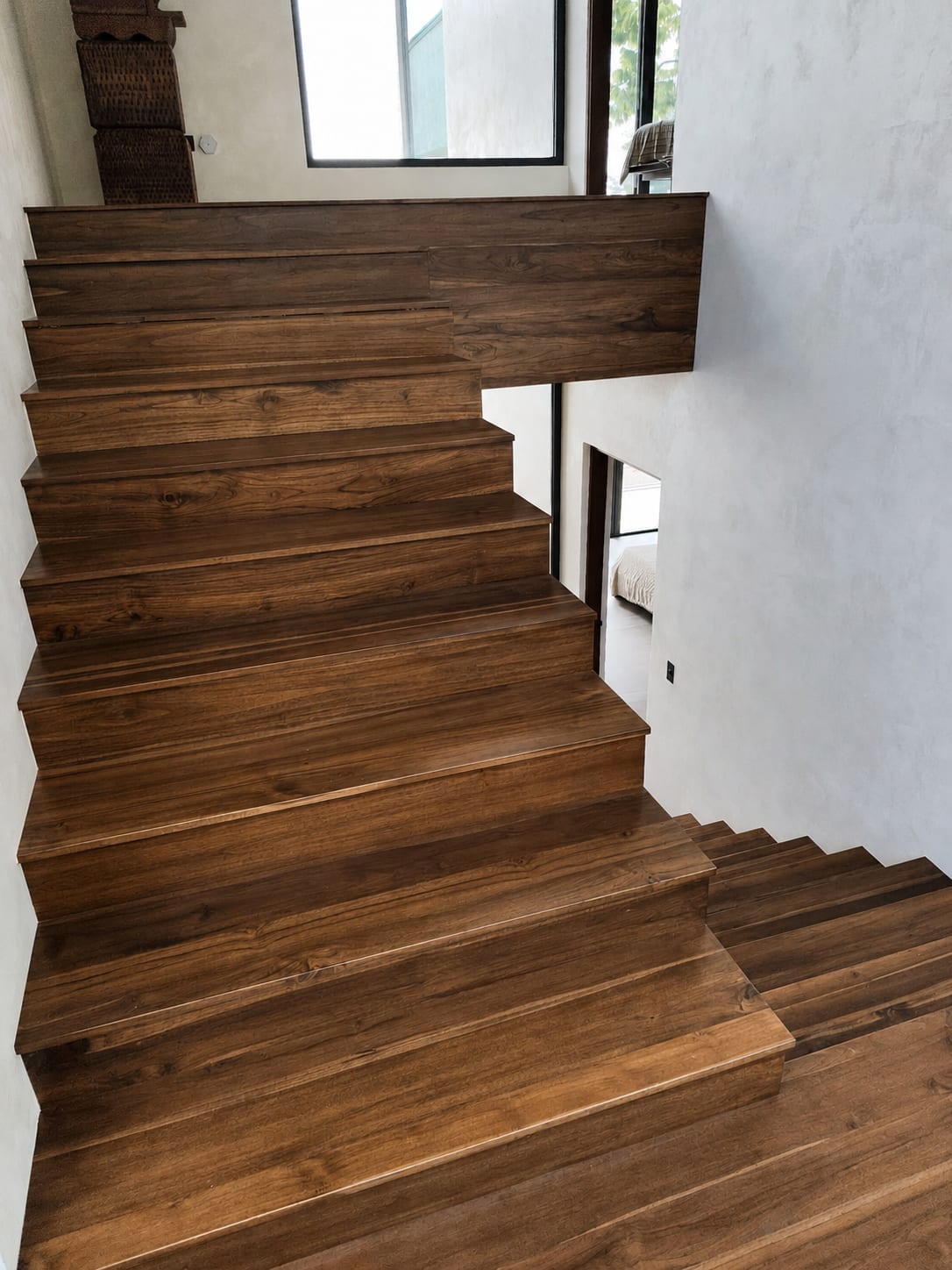 Wood staircase - Meraki del Mar House (2)