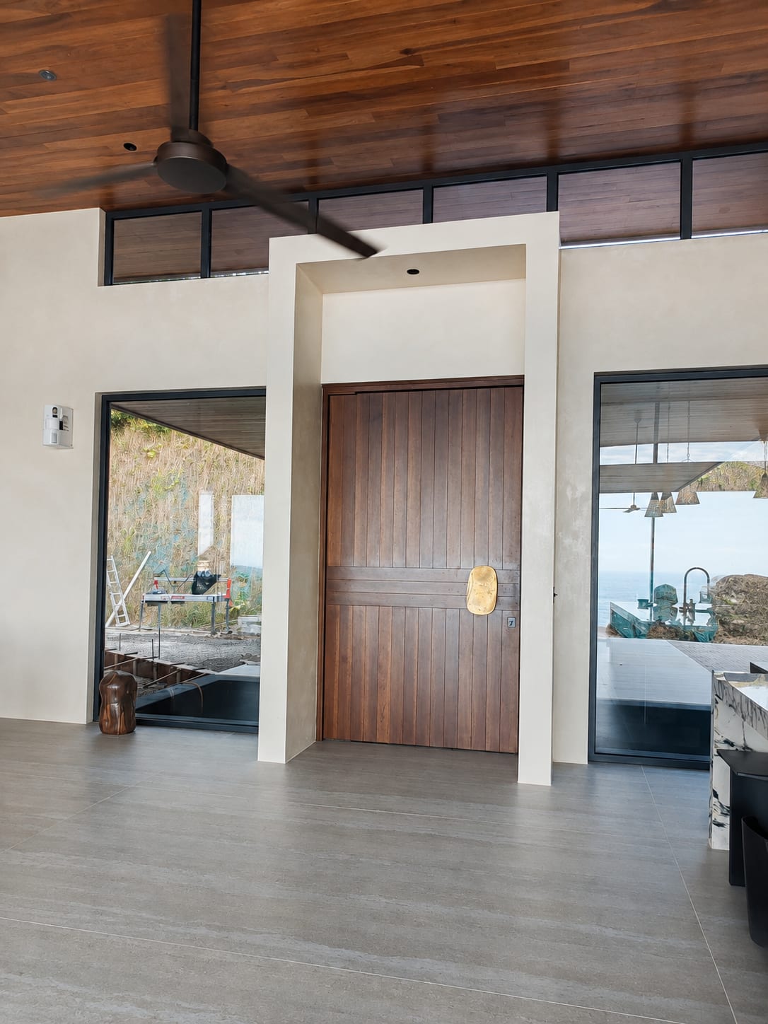 Doors, entryway and hallways - Meraki del Mar House (1)