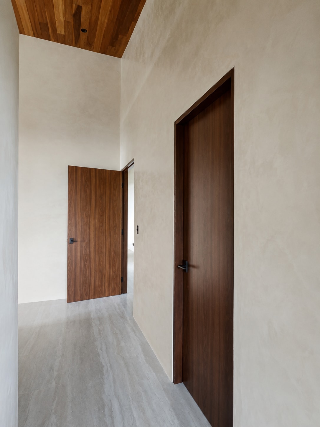 Doors, entryway and hallways - Meraki del Mar House (3)