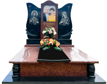 Подвійний пам'ятник з червоного та чорного граніту з іконами 2000*2100