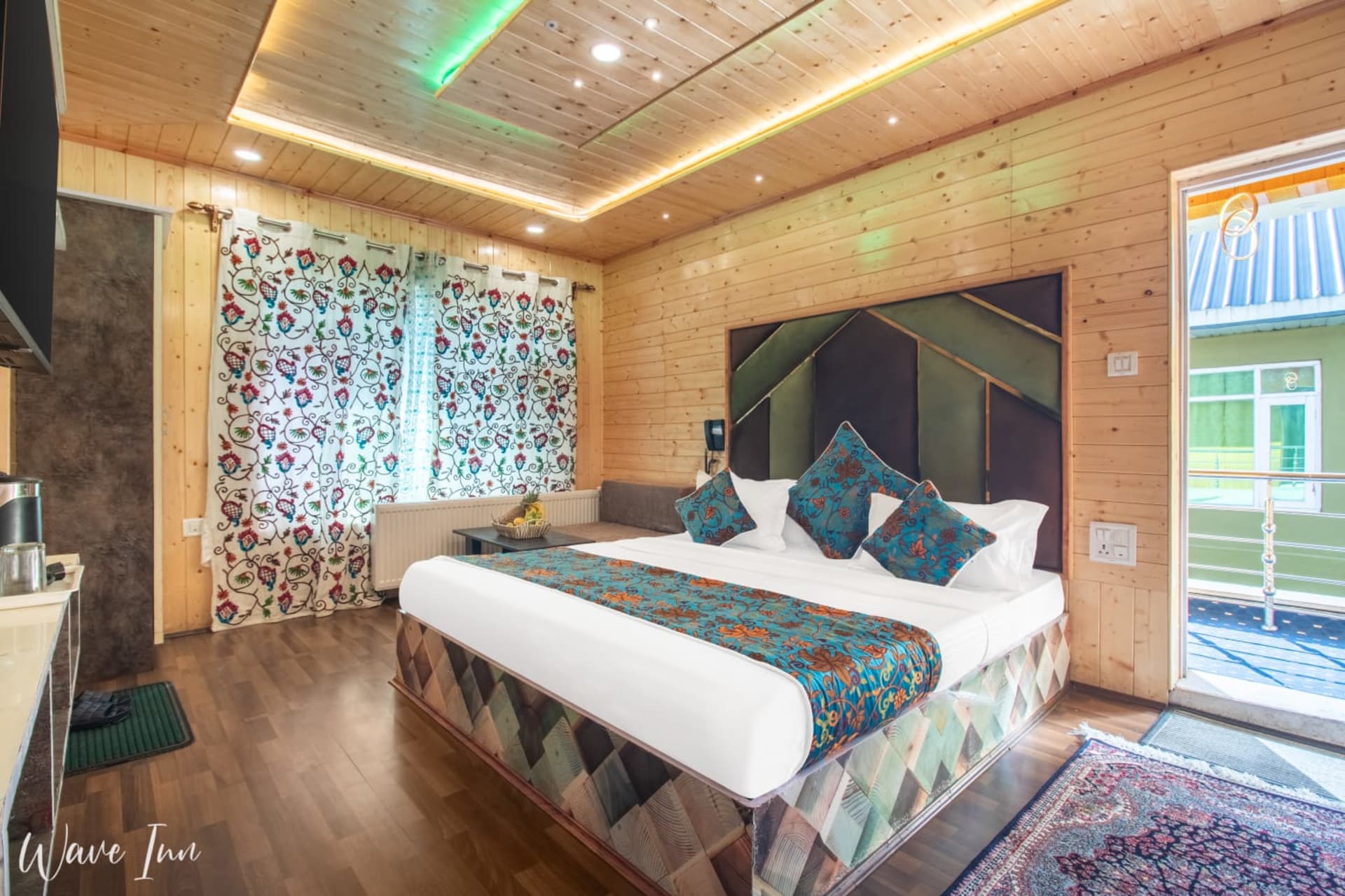 Hotel Pahalgam Wave INN  - 4