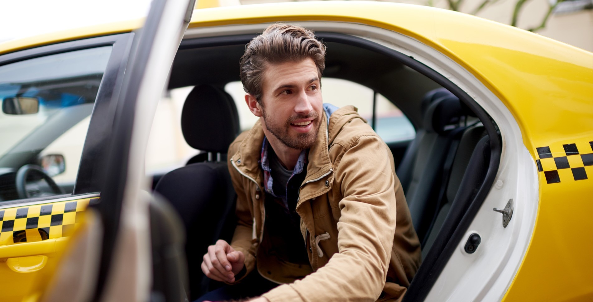 Easy Booking Available With Taxi From Montreal To Vermont For Reliable Transportation