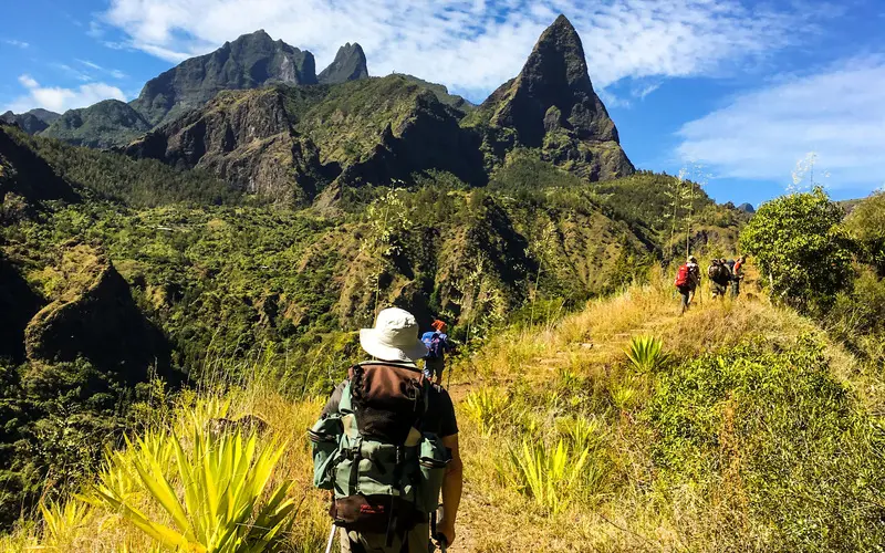 que faire à la réunion guide randonnée reunion mafate.webp