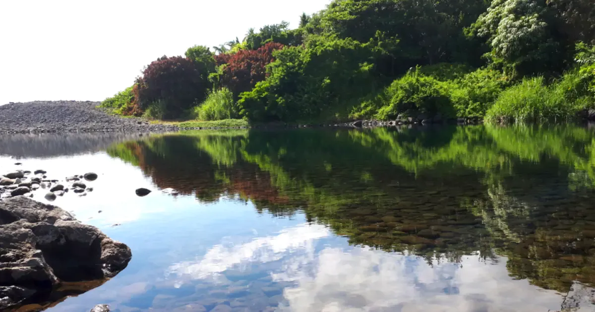 Bassin Bleu de Sainte-Anne