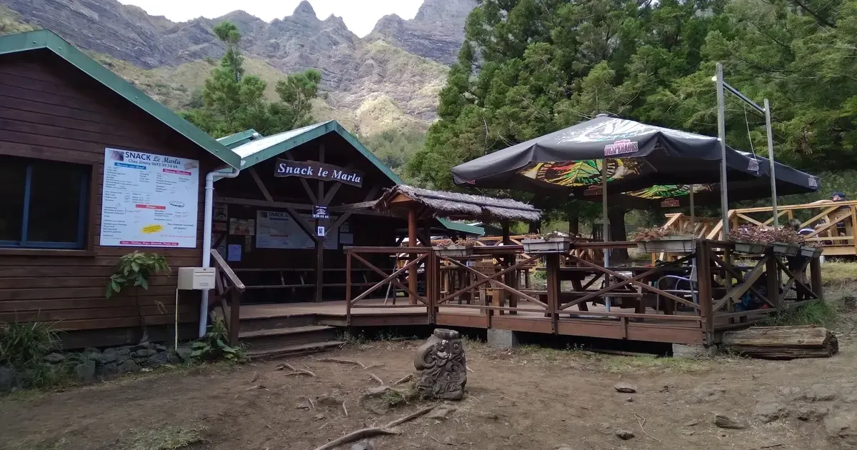 Gîtes à La Réunion : Snack Le Marla chez Jimmy au cœur de Mafate