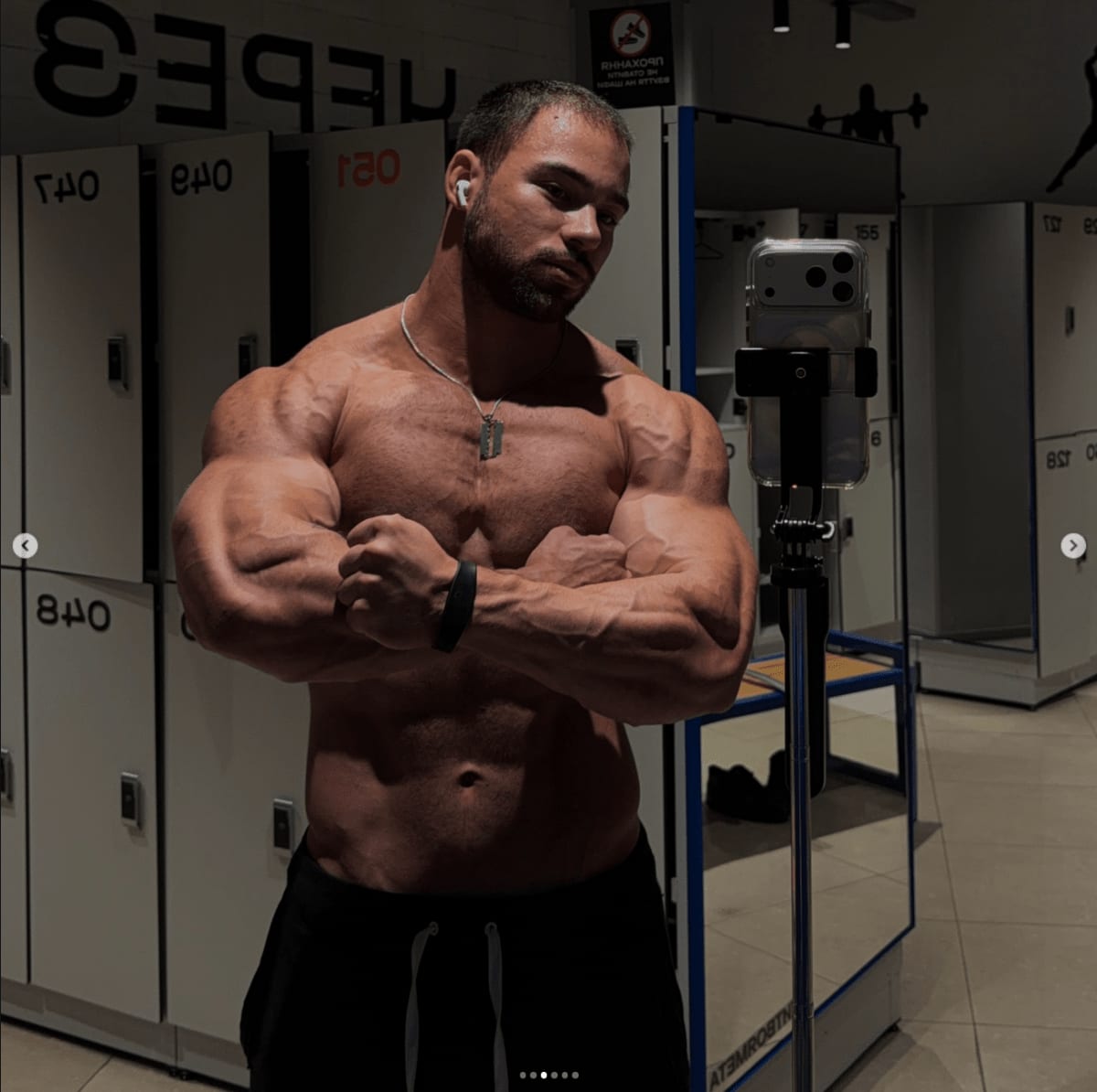 Artem 4