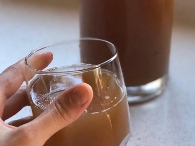 Ev Yapımı Demirhindi Şerbeti