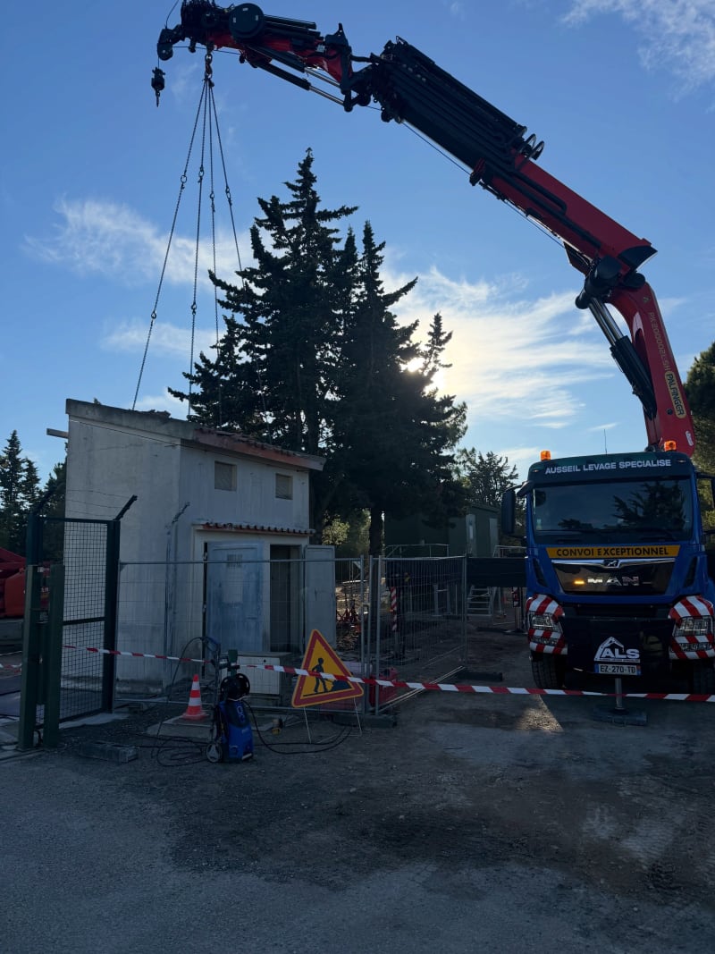 Découpe d’un poste EDF à Toulouse

⚡️Réalisation d’une découpe béton sur un poste de transformation EDF à Toulouse dans le cadre de travaux techniques