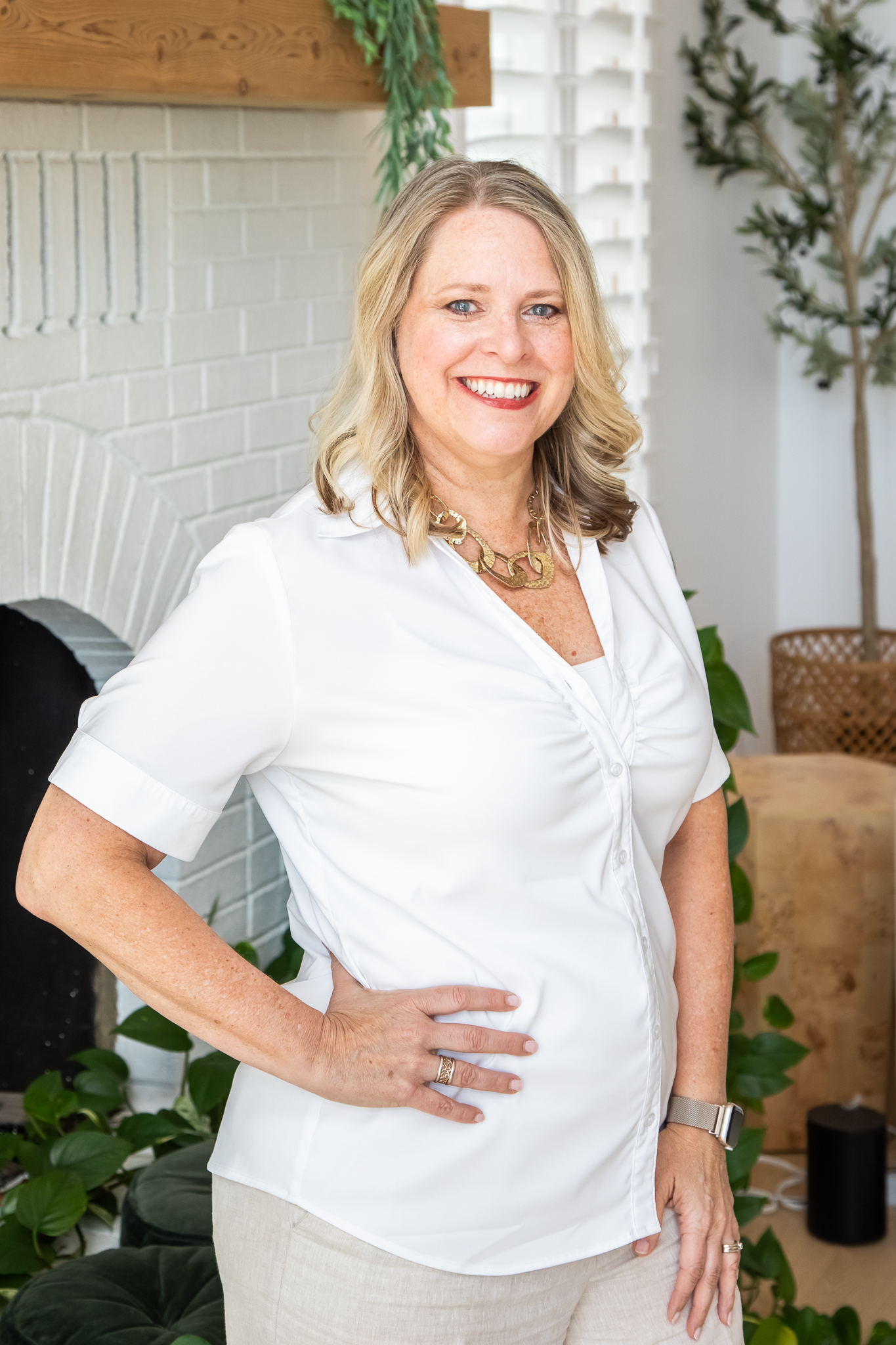 Kim Spies, Real Estate Broker with The Sarver Group