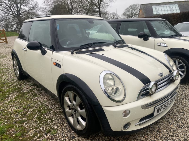 2005 MINI MINI COOPER