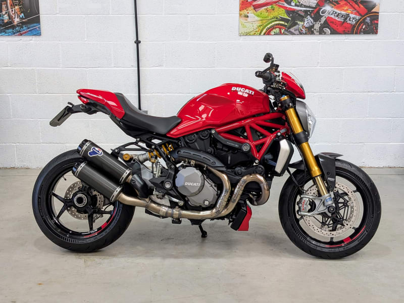 2020 DUCATI M1200 S