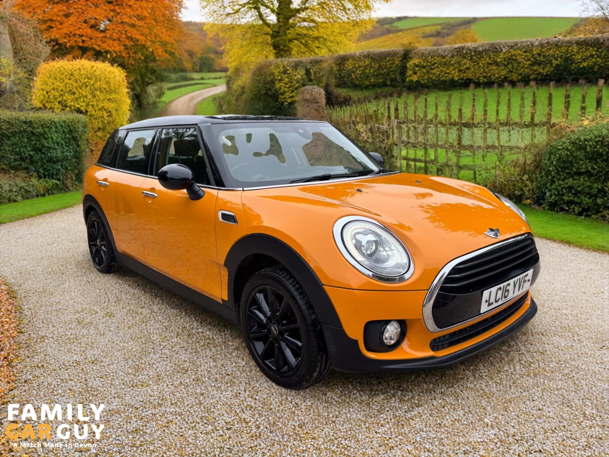 2016 MINI CLUBMAN COOPER