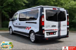 WHITE 2023 RENAULT TRAFIC LL30 START BLUE DCI  4 Camper van - Mobile Upload