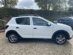 WHITE 2017 DACIA SANDERO STEPWAY LAUREATE TCE - Mobile Upload