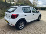 WHITE 2017 DACIA SANDERO STEPWAY LAUREATE TCE - Mobile Upload