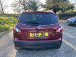 RED 2012 NISSAN QASHQAI TEKNA DCI - Mobile Upload