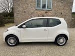 WHITE 2012 VOLKSWAGEN HIGH UP - Mobile Upload