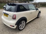 WHITE 2007 MINI COOPER S AUTO - Mobile Upload