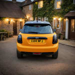 ORANGE 2014 MINI COOPER D - Photo 3