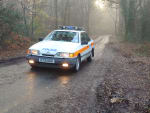 WHITE 1987 FORD GRANADA GHIA I AUTO - Photo 2