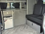 WHITE 2023 RENAULT TRAFIC SL28 B-NESS + BLUE DCI  4  Berth  Camper van - Imaging+