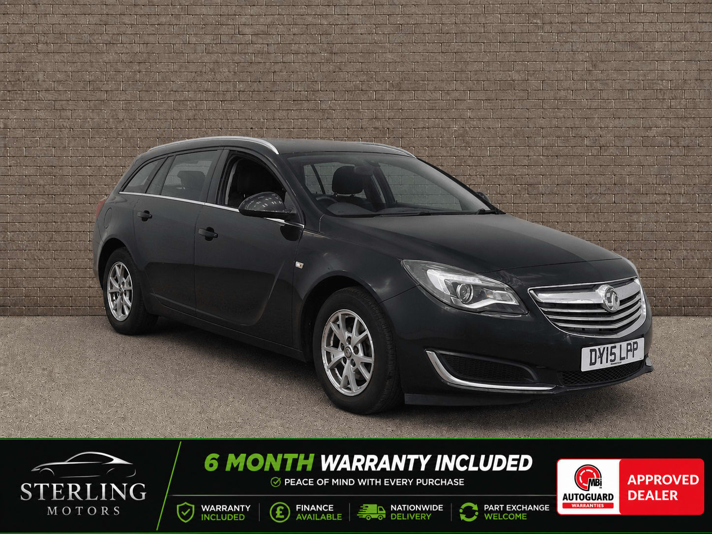 Black 2015 Vauxhall Insignia DSign Nav CDTI ECO SS front view estate