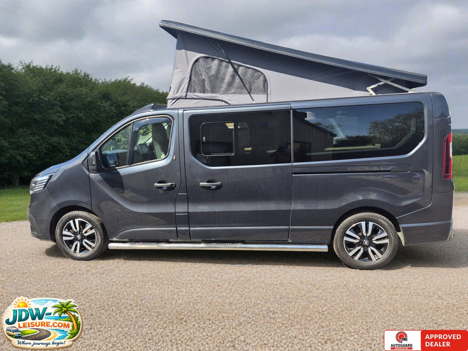 GREY 2024 RENAULT TRAFIC LL30 EXTRA SPRT BLU DCI  4 Berth  Camper van